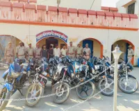 बलिया SOG और कोतवाली की संयुक्त पुलिस टीम को मिली बड़ी सफलता, 14 बाइकों के साथ चार गिरफ्तार
