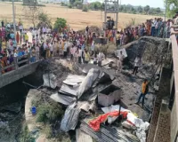 बिहार के सासाराम में ट्रांसफॉर्मर से निकली चिंगारी बनी काल, परिवार के सात लोग जिंदा जले