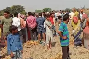 Fatehpur Crime News: किसान की दिनदहाड़े हत्या से फैली सनसनी, परिजन की भी हालत गंभीर, इतनी-सी बात को लेकर हुआ था विवाद