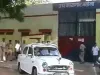 UP Police: महोबा में पेशी पर जाते समय बंदी ने किया फेसबुक LIVE, दुश्मनों को दी धमकी, तीन पुलिसकर्मी निलंबित