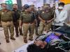 Hardoi News: पुलिस मुठभेड़ में बदमाश को लगी गोली, दो कांस्टेबल भी हुए जख्मी