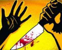 मुरादाबाद: खाना देने आई पत्नी को चाकू से गोदा, गंभीर रूप से घायल