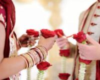 Badaun News: बड़ी की तय हुई शादी तो छोटी बहन ने छिपा दिए रुपये और जेवर...जानिए मामला