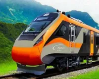 Vande Bharat Train: आनंद विहार टर्मिनल से अयोध्या के बीच इस तारीख से चलेगी वंदे भारत, जानें स्टॉपेज और किराया