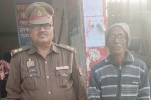 Firozabad News : फिरोजाबाद पुलिस की गिरफ्त में आया इनामी बदमाश, 13 साल से चल रहा था फरार